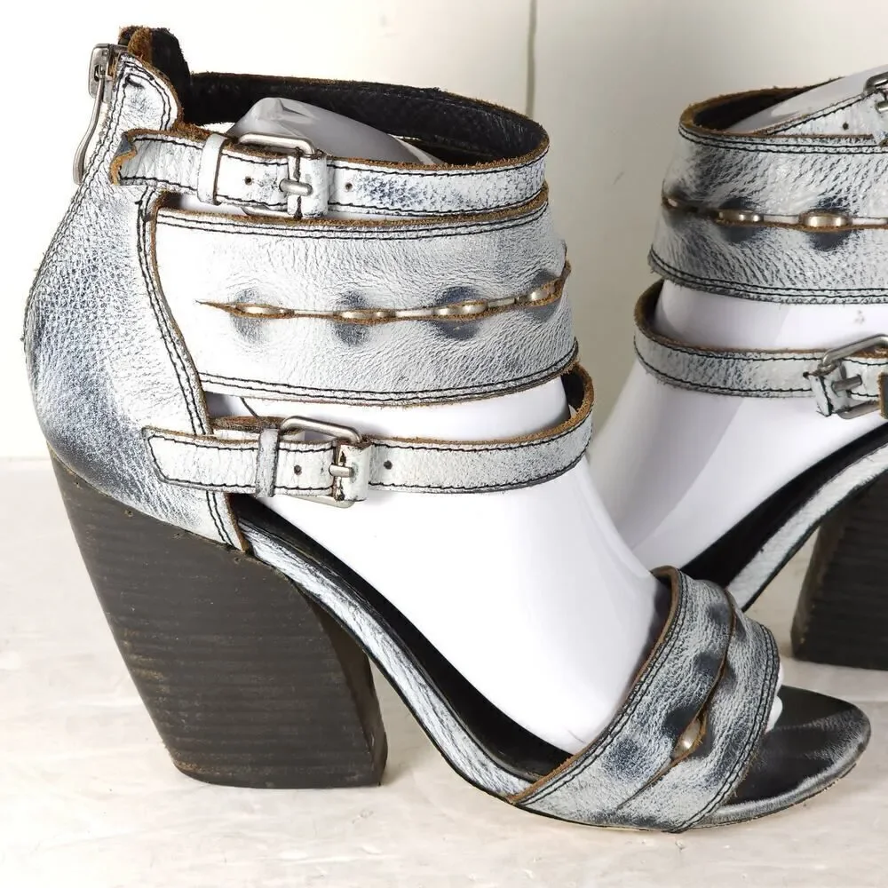Mia MLE Women's Monterey US 7M Gray Silver Distressed Leather Open Toe Sandals